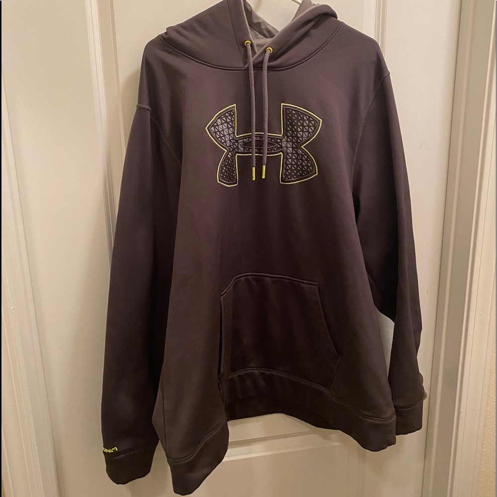 Men’s Under Armour hoodie